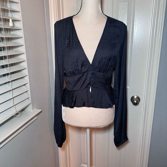 Tobi Peplum Button Top - Picture 1 of 8